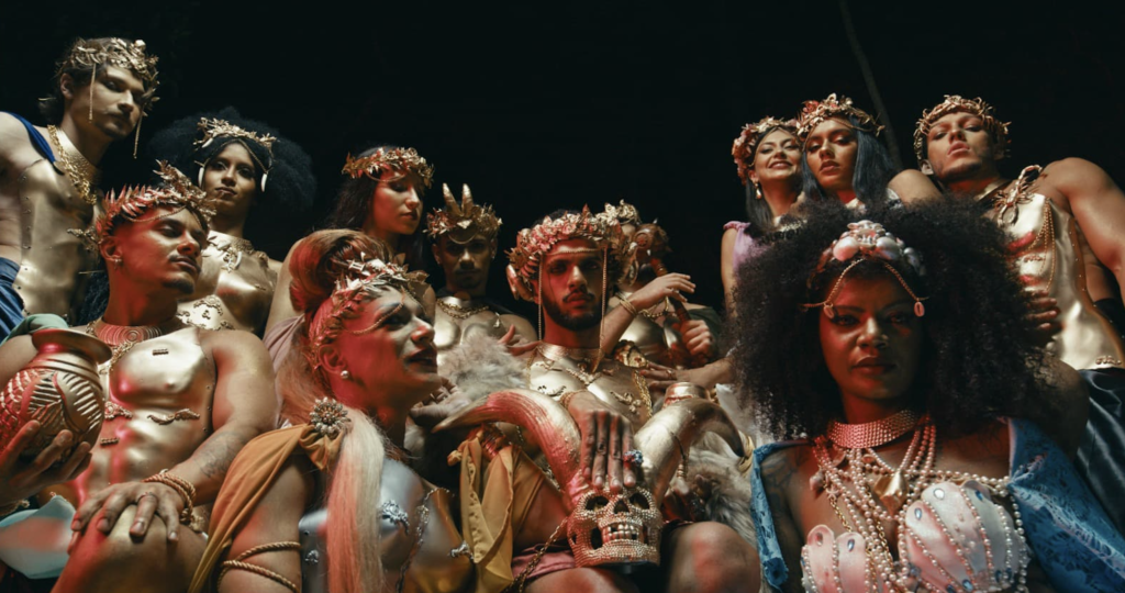 <strong>Shelldon Malvasi estreia clipe de “Áries” e realiza evento de lançamento com casa cheia</strong>