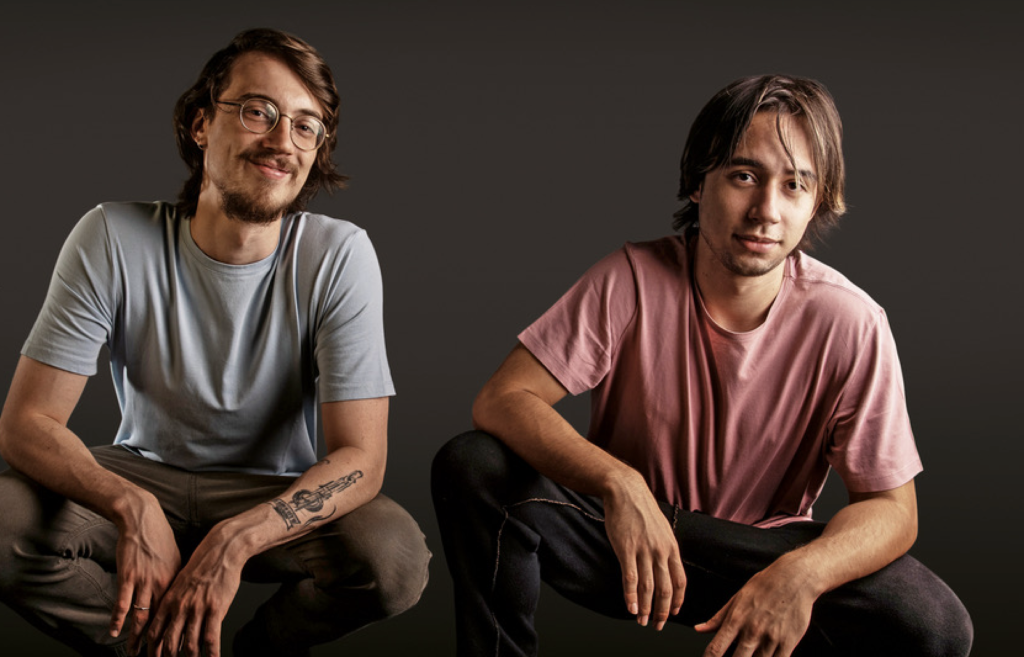 Duo Rafael Beck e Felipe Montanaro estreiam Sapato Velho nas plataformas digitais – uma fusão de talentos em uma canção inesquecível 
