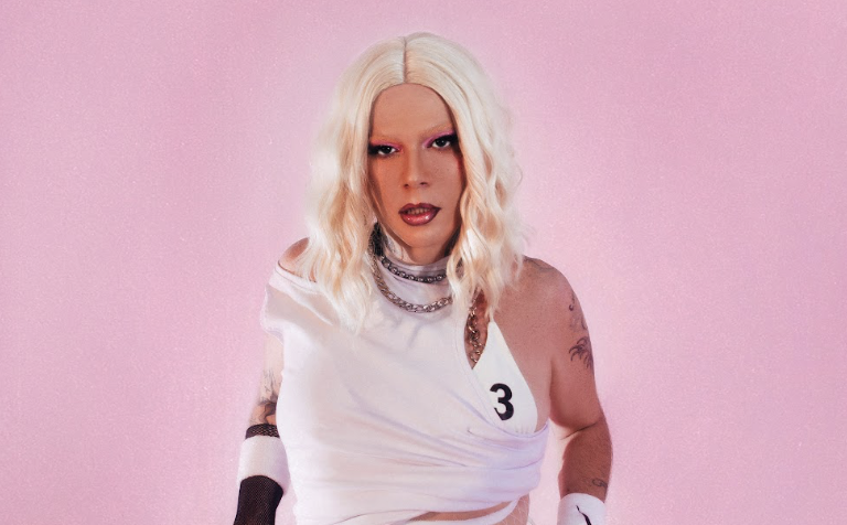 <strong>Malka Julieta apresenta primeiro álbum intitulado <em>Chão</em></strong>