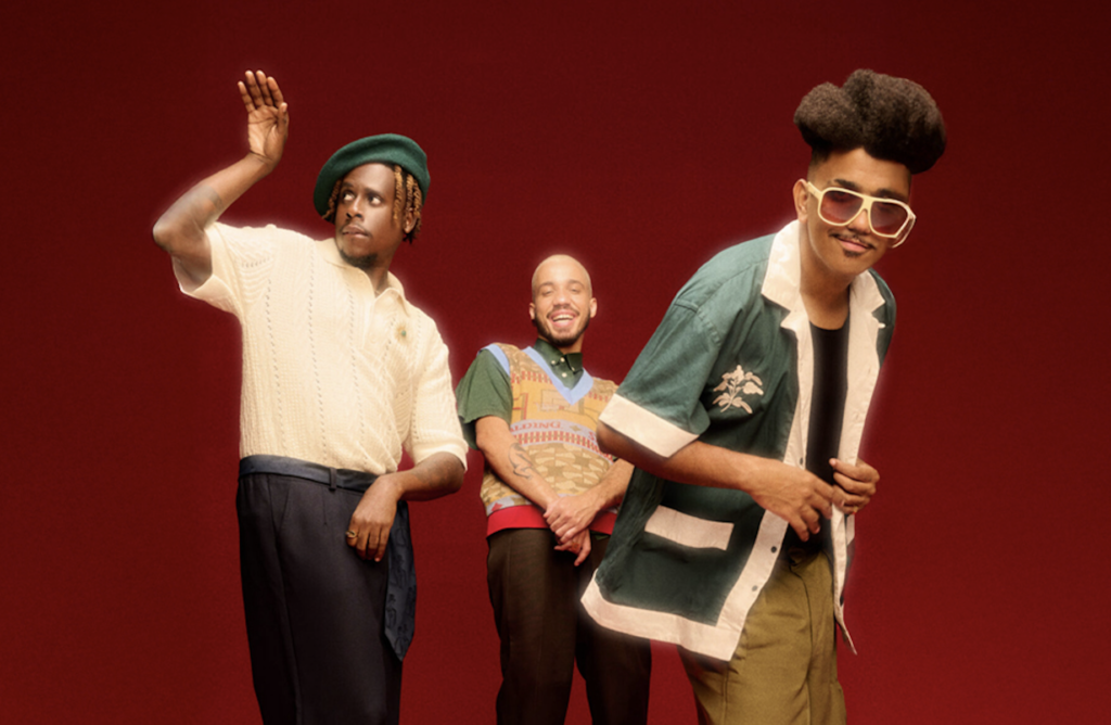 Projeto Visual do álbum “Os Garotin de São Gonçalo” recebe premiação internacional de Design