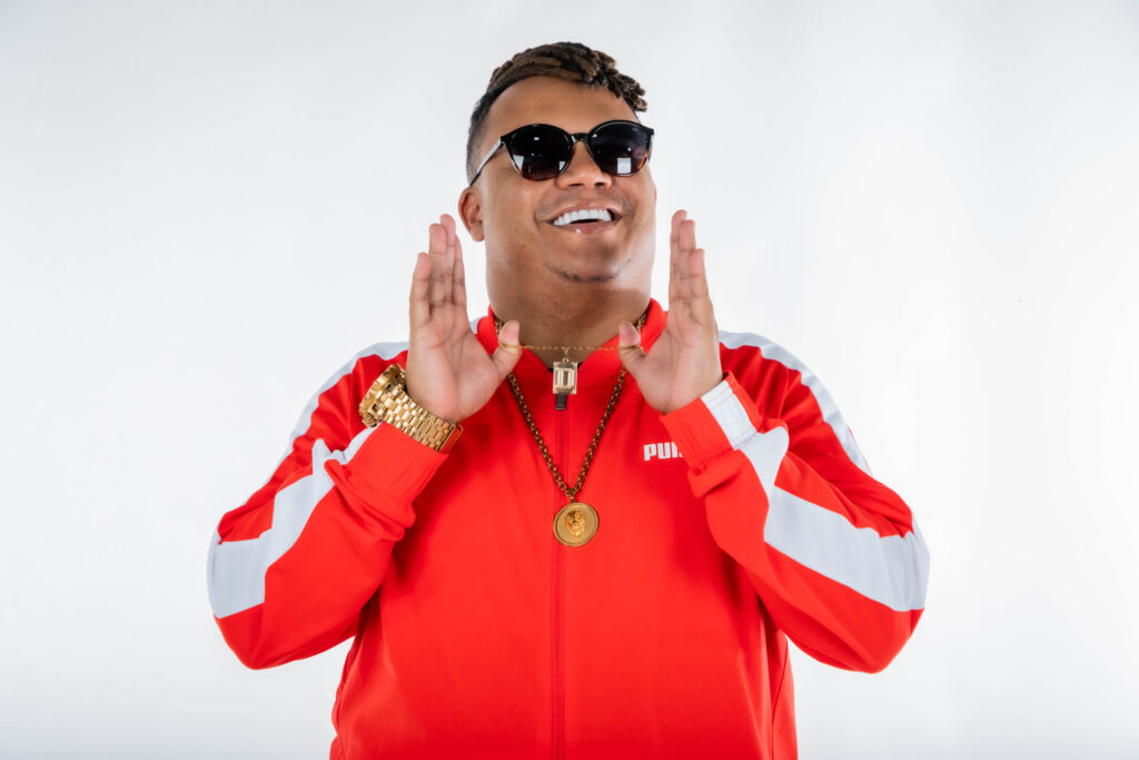 MC Delux, Lucas Lm, D Beats e DJ NZR Lançam o Hit Global “No Existe amor En Miami”