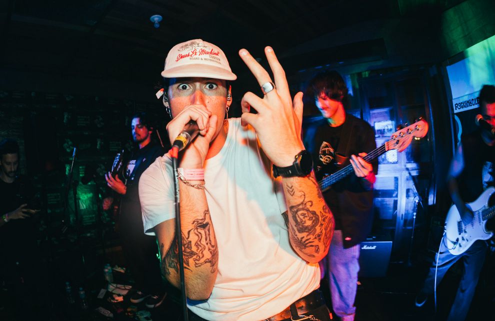 Hoje: André Rossi abre a Festa do Rubão: Especial Charlie Brown Jr. no Jai Club, em São Paulo