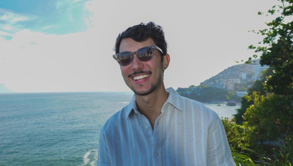 <strong>Relvas celebra “ano de virada” em 2025 e projeta 2026 com novos singles e shows</strong>