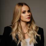 Lais Bianchessi se prepara para lançar pagode romântico e confirma participação no projeto “Ivete Clareou” em Florianópolis