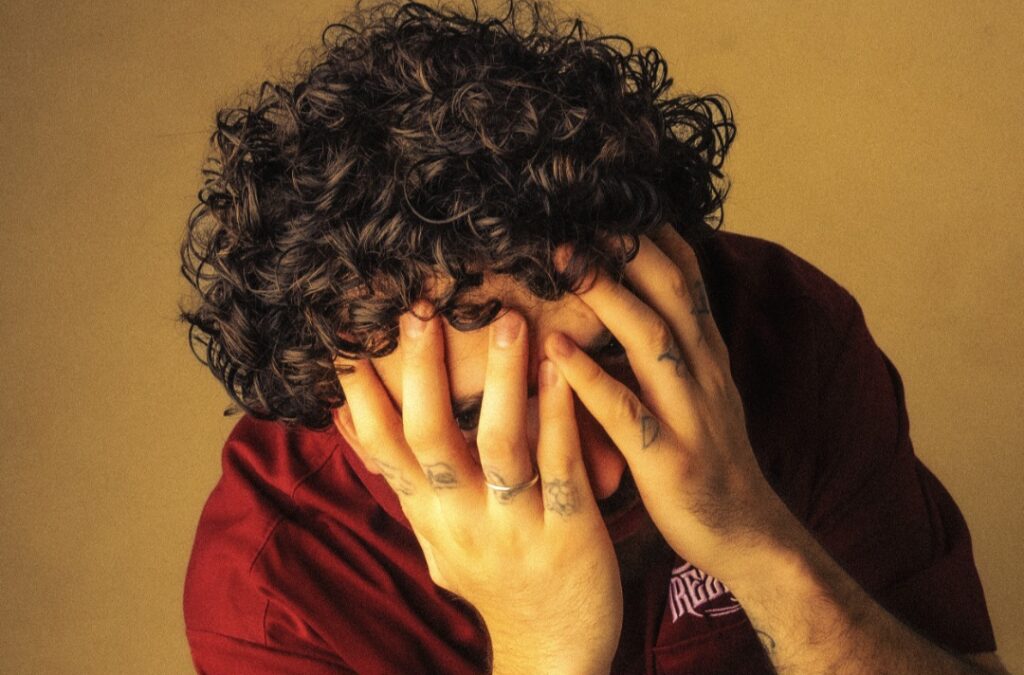 Brufan apresenta o single “Alvorecer” e amplia universo do álbum ‘Enfrente’