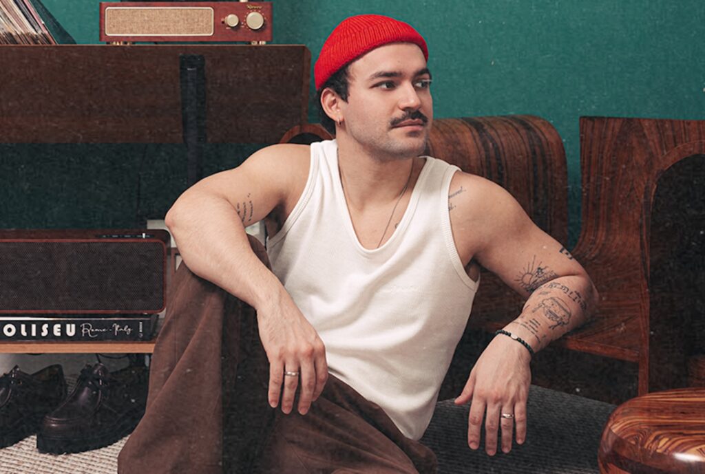Filipe Toca lança disco com participações de Duda Beat, Mariana Aydar e Agnes Nunes