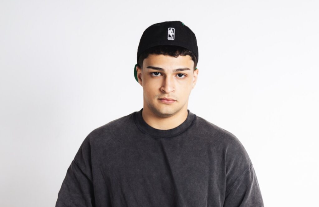 DJ Yago lança o álbum “Não Cópia, Tá!”, que chega às plataformas nesta quinta-feira (20/08)