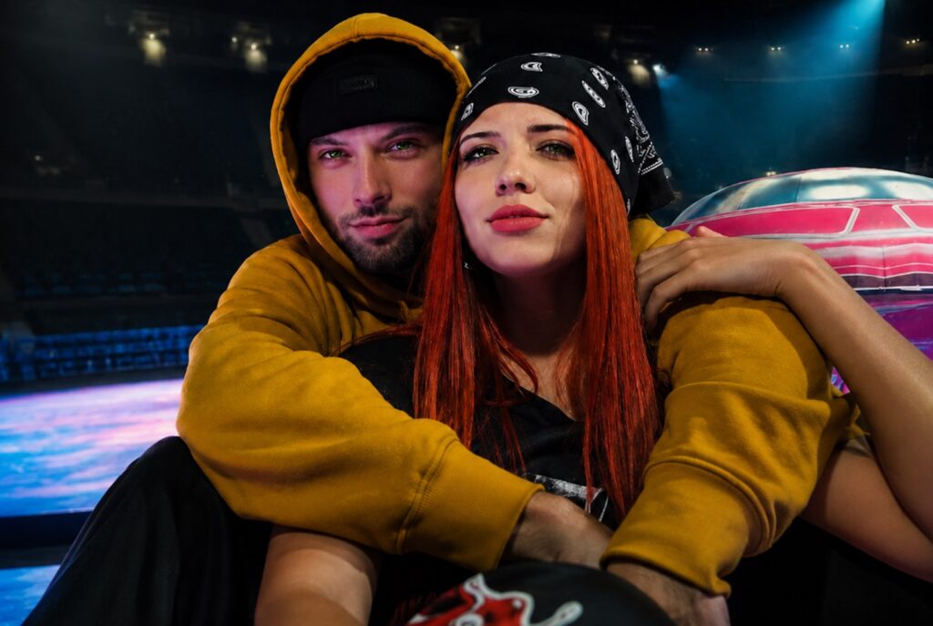 Gabi Topázio e Renato Mesquita estão juntos no novo single “Sold Out”