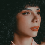 <strong>Lilian Estela celebra a transformação do jazz pela música brasileira em “Invenção Brasileira – Influência do Jazz”</strong>