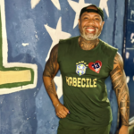 Daniel Zarmanno participa de ensaio da Rosa de Ouro rumo ao Carnaval 2027